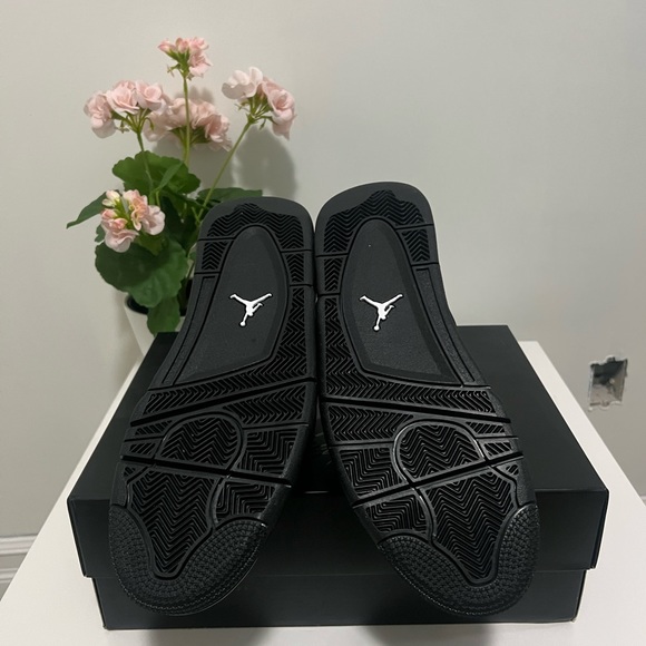 Jordan 4 ‘ Black Cats ‘ - Picture 6 of 6